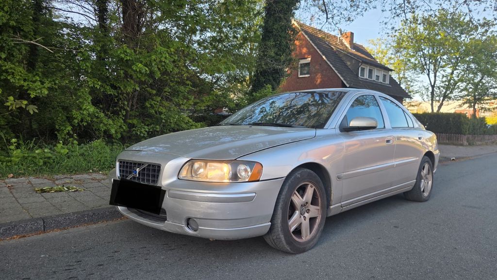 Volvo S60 304.145 km 890 &euro; Münster 48157