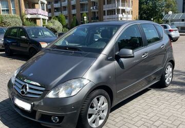 Mercedes-Benz A 160 114.600 km 2.999 &euro; Münster 48161